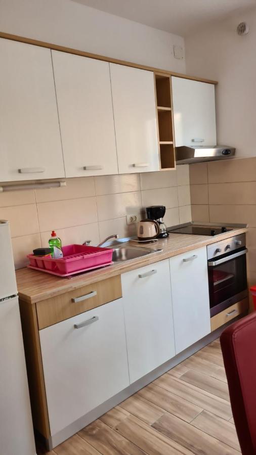 Apartments Ivanovski 拉布 外观 照片