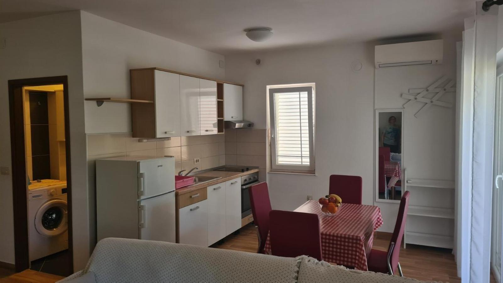 Apartments Ivanovski 拉布 外观 照片