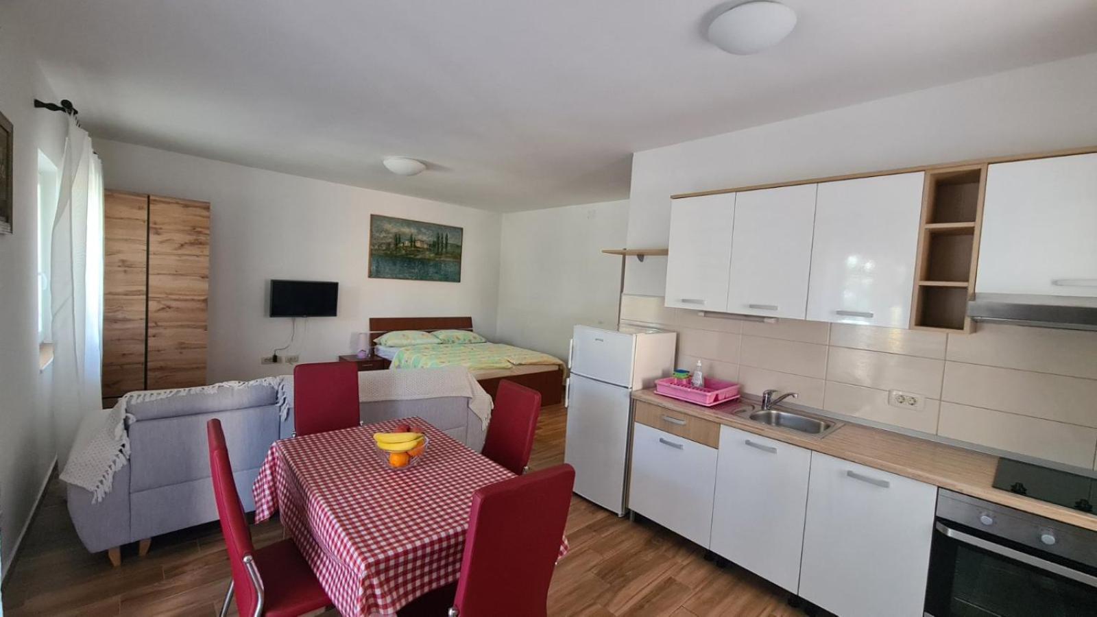 Apartments Ivanovski 拉布 外观 照片